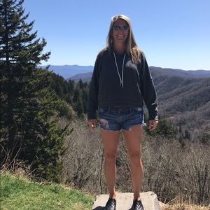 Meet your Posher, Michelle